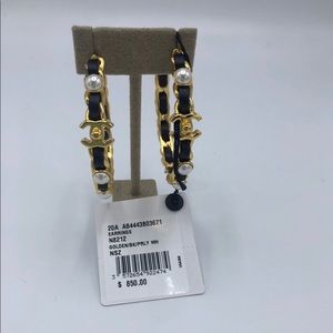 Chanel Earrings 20A